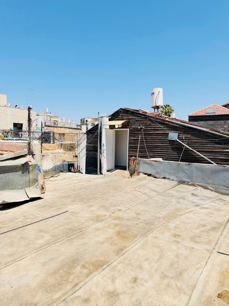 Machane Yehuda — one bedroom with a private roof